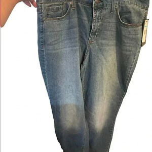 Nine West curvy straight jeans size 16